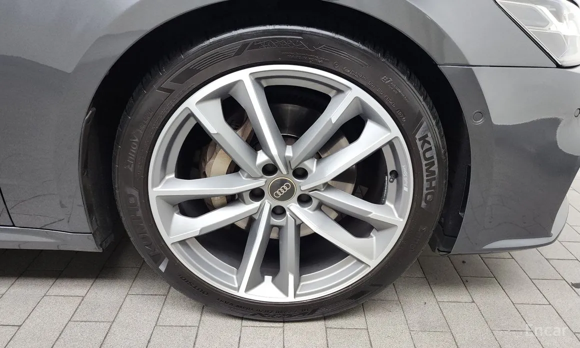 Фото 5 - Audi A7