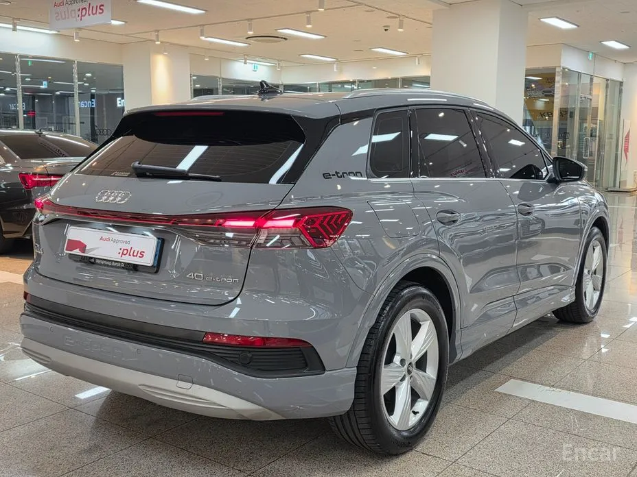 Фото 2 - Audi Q4 e-tron