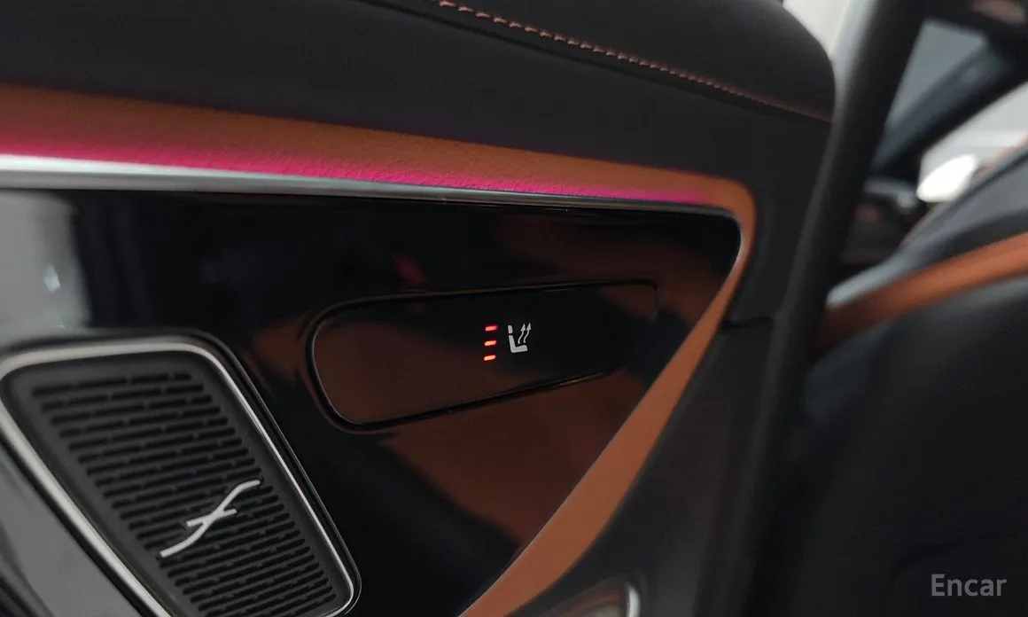 Фото 17 - Mercedes-Benz GLC-Class