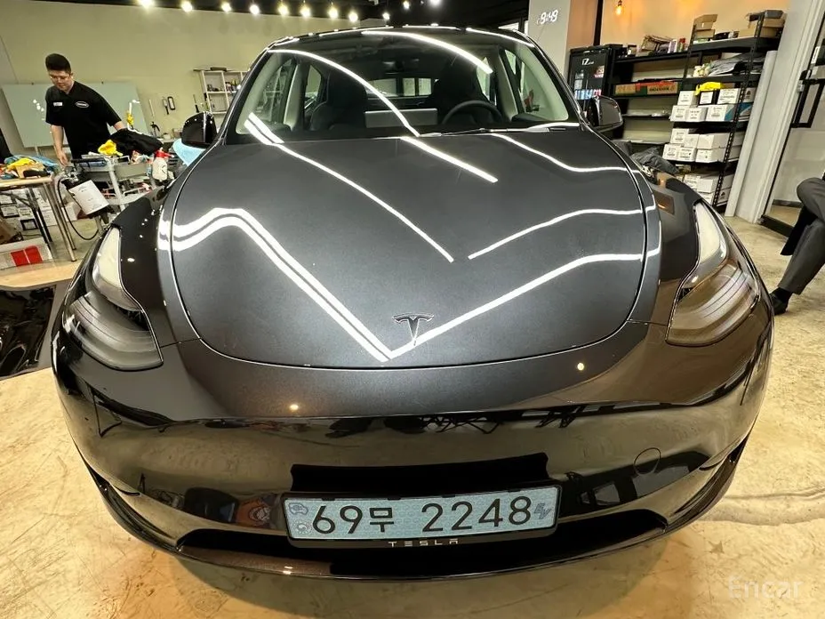 Фото 1 - Tesla Model Y