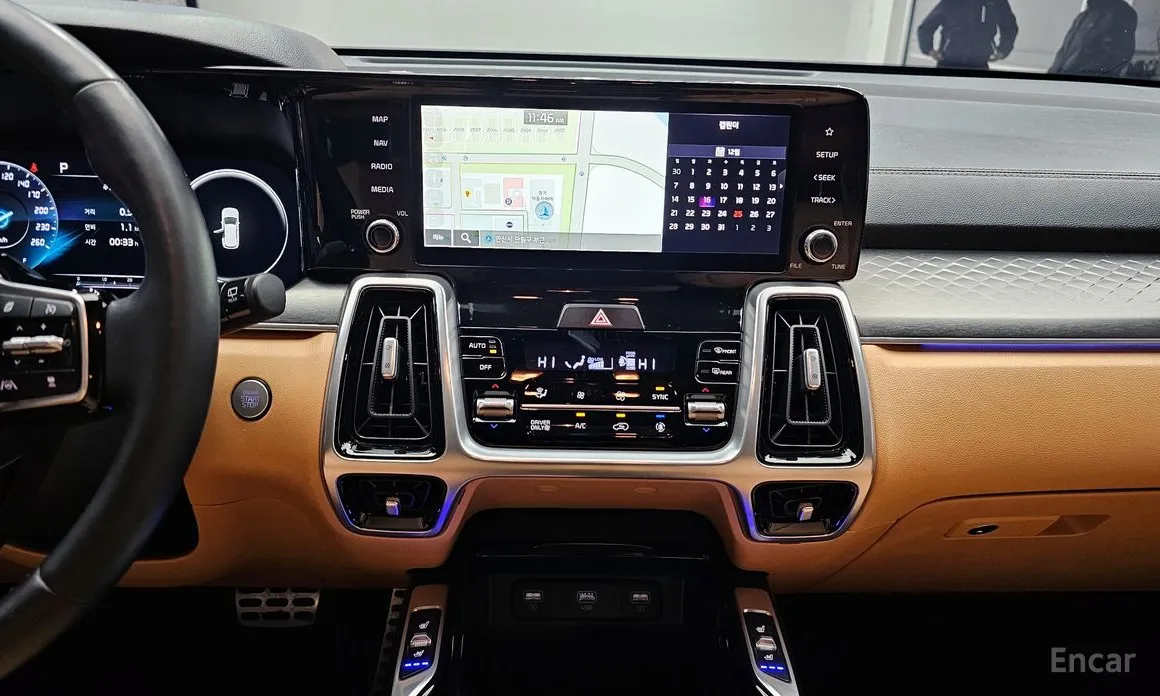 Фото 18 - Kia Sorento