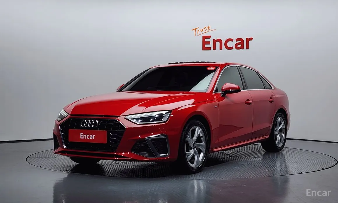 Фото 1 - Audi A4