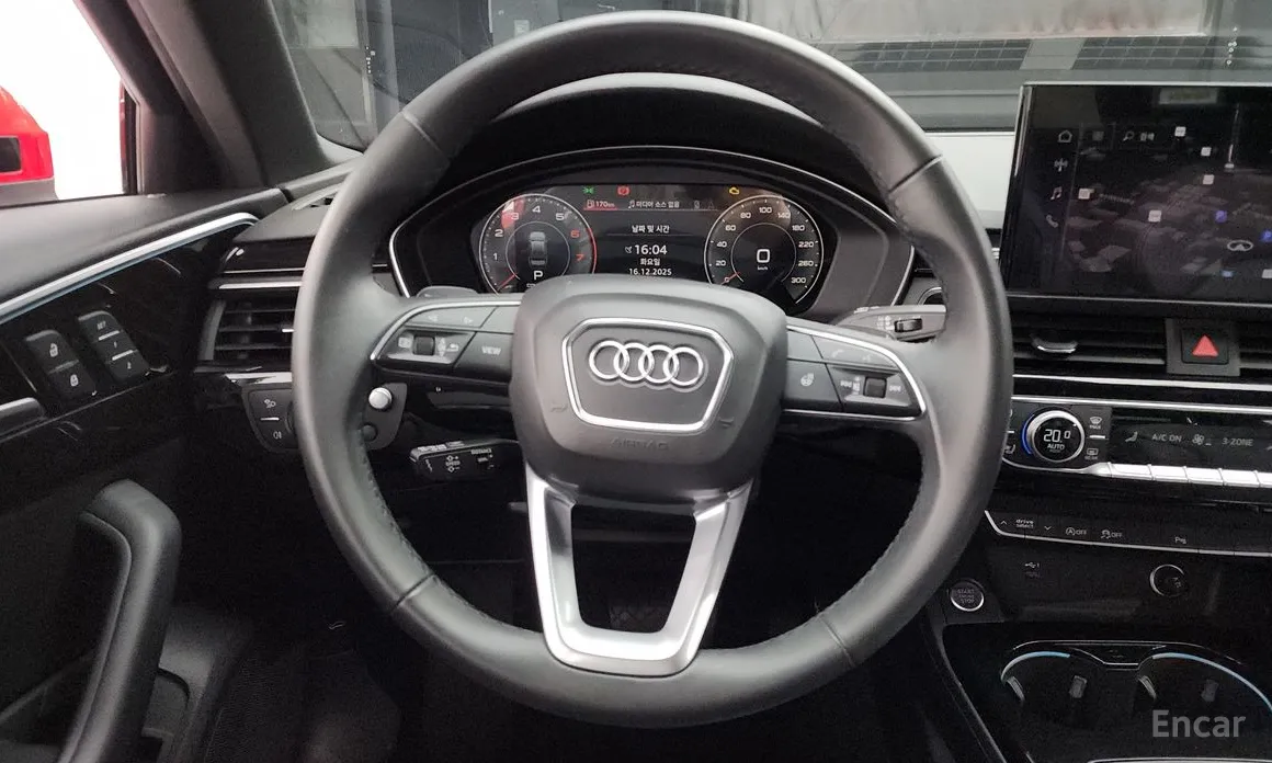 Фото 13 - Audi A4