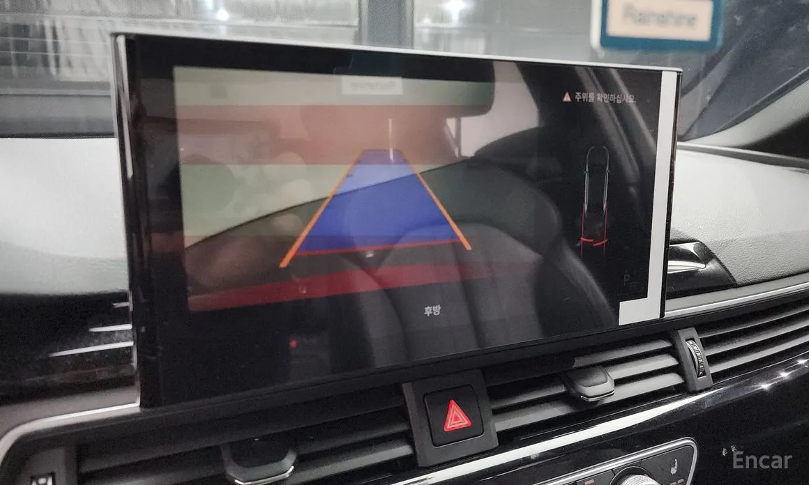 Фото 15 - Audi A4