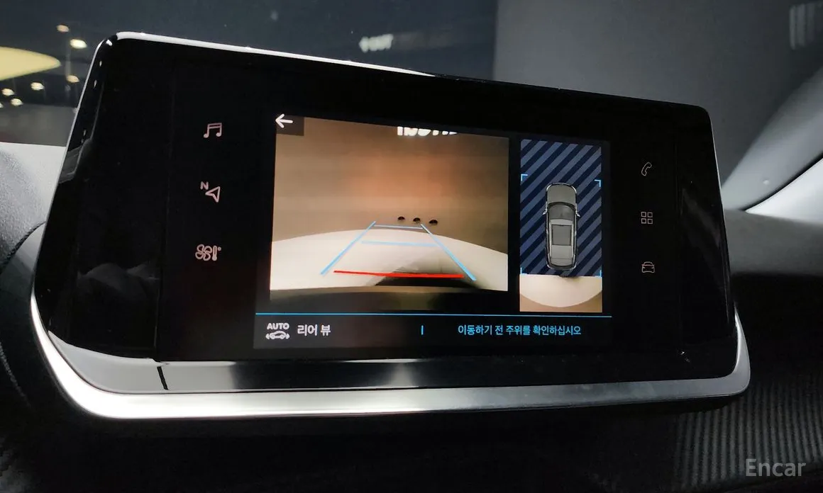 Фото 15 - Peugeot 2008