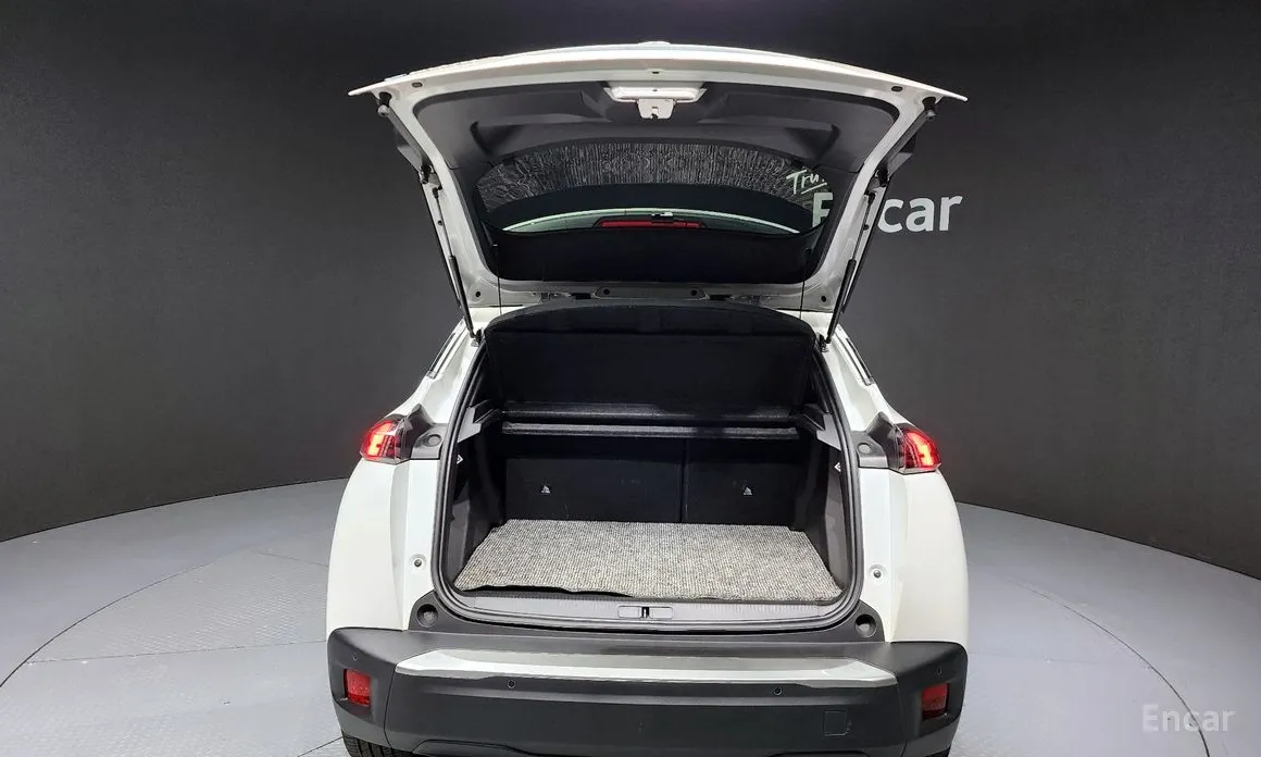 Фото 20 - Peugeot 2008