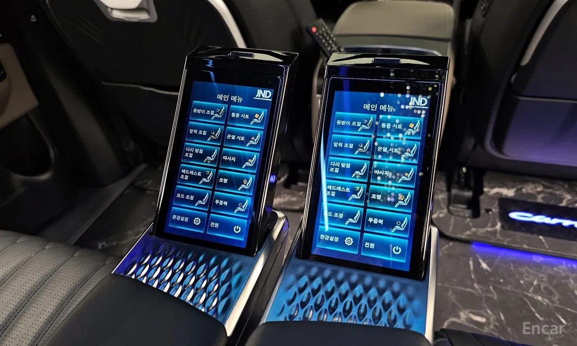 Фото 18 - Kia Carnival