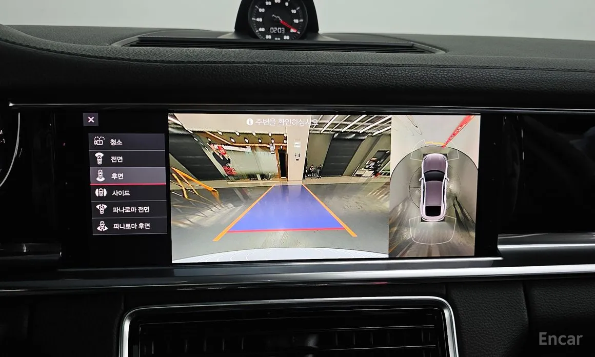 Фото 15 - Porsche Panamera