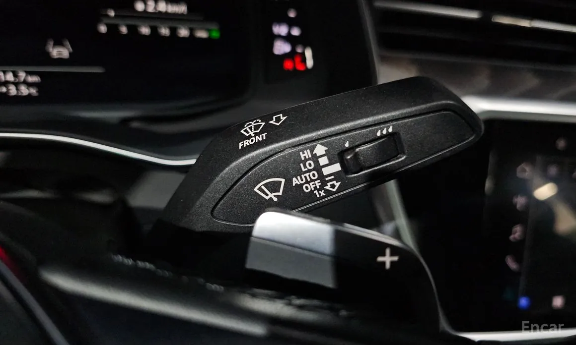 Фото 18 - Audi A6