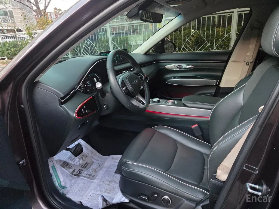 Фото 18 - Genesis GV70