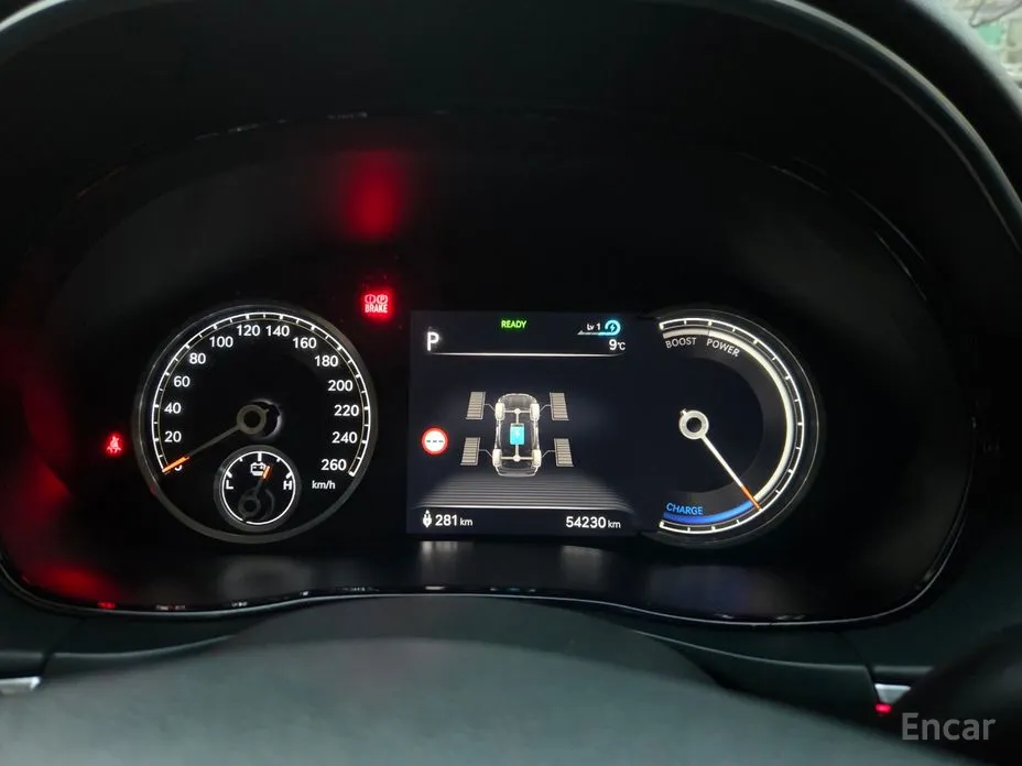 Фото 7 - Genesis GV70