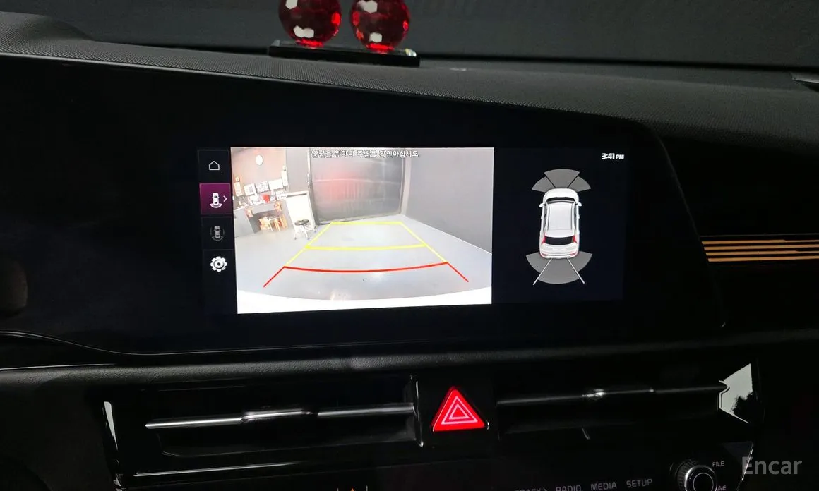 Фото 17 - Kia Niro