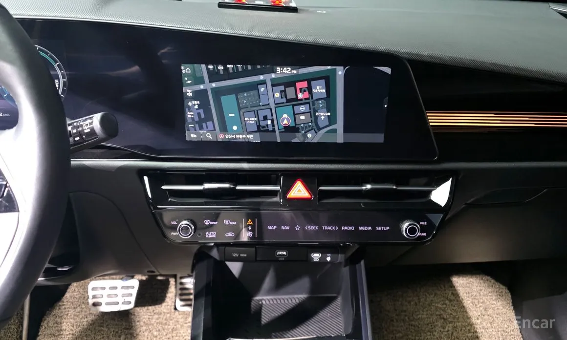 Фото 19 - Kia Niro