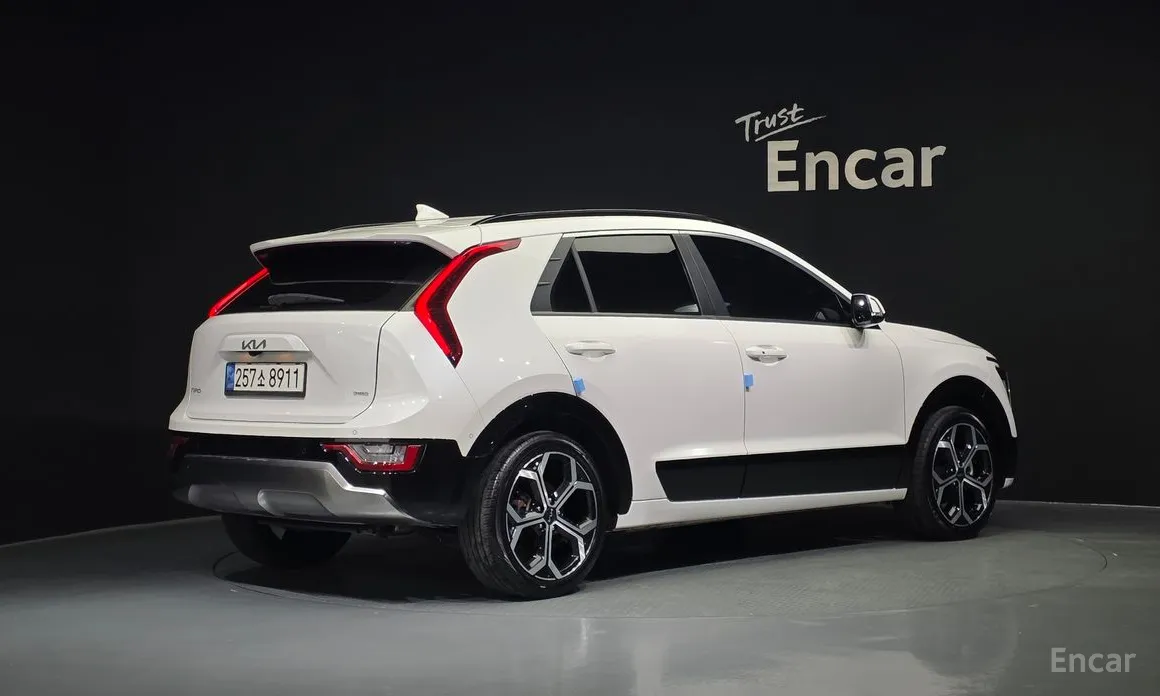 Фото 2 - Kia Niro