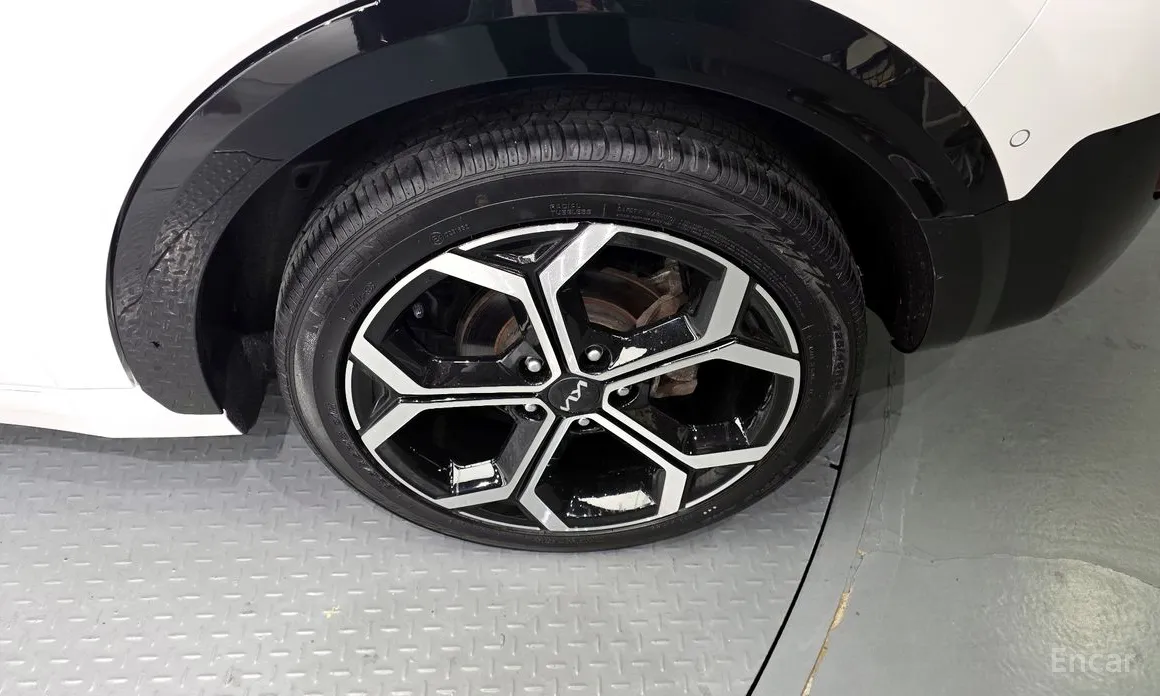 Фото 5 - Kia Niro