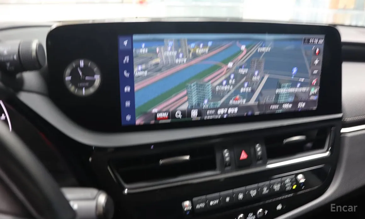 Фото 13 - Lexus ES