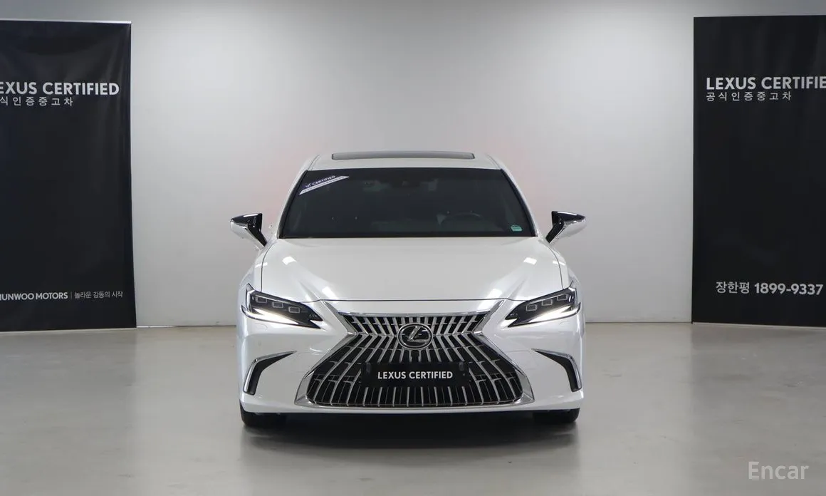 Фото 3 - Lexus ES