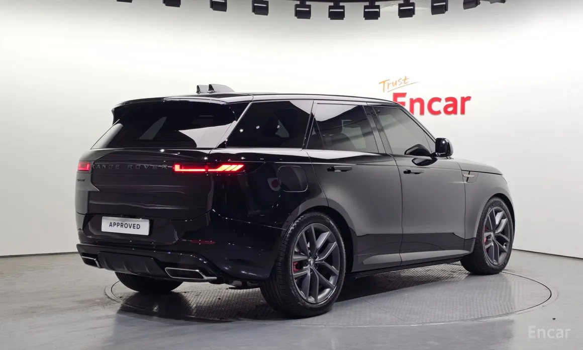 Фото 2 - Land Rover Range Rover Sport
