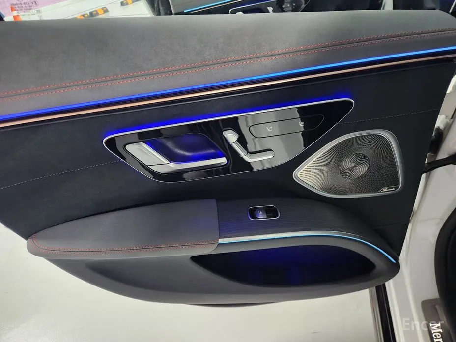 Фото 13 - Mercedes-Benz EQS