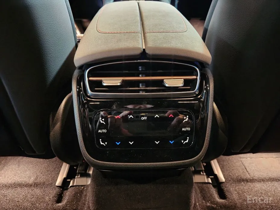 Фото 16 - Mercedes-Benz EQS