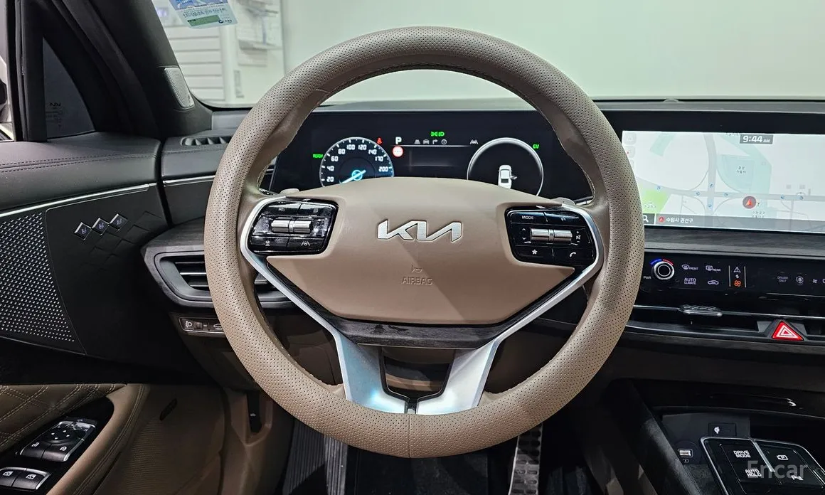 Фото 13 - Kia K8