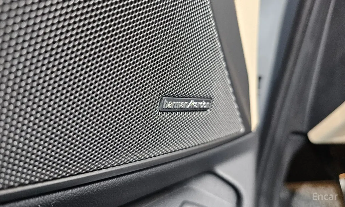 Фото 19 - BMW 3 Series