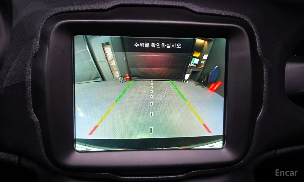 Фото 15 - Jeep Renegade