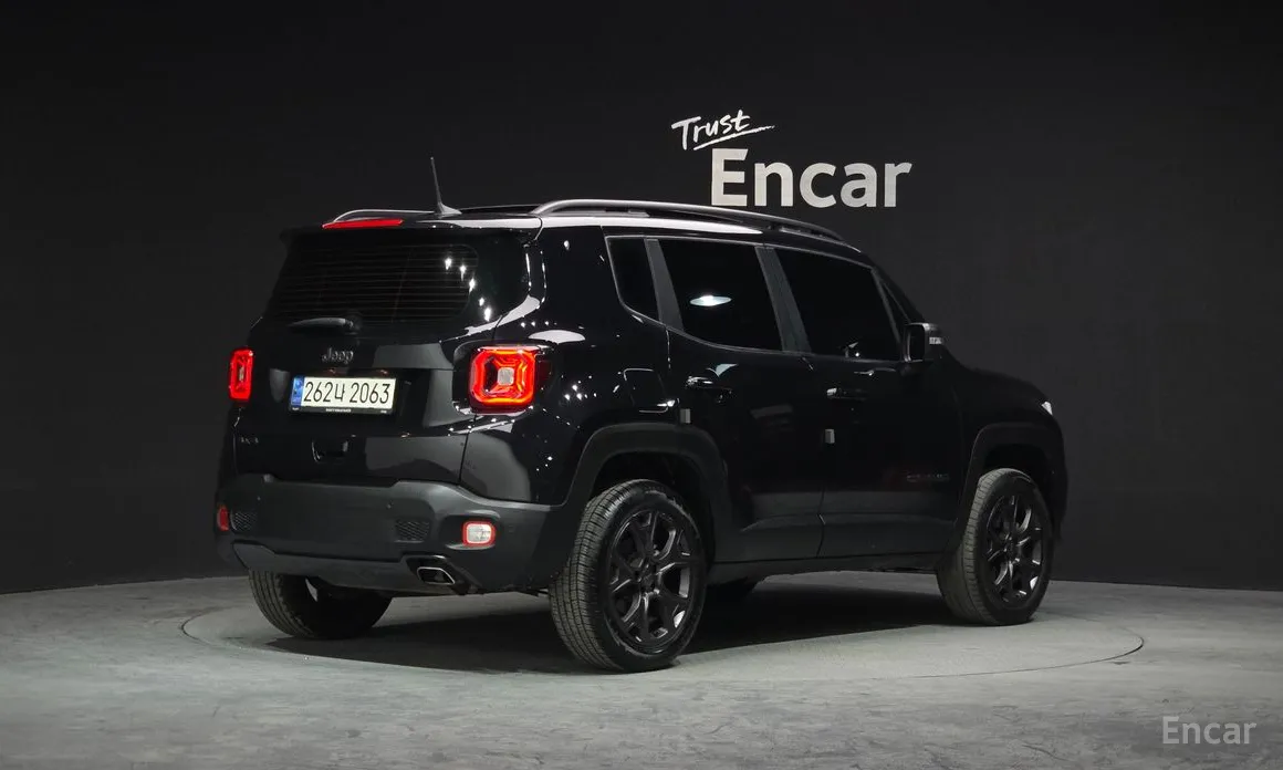 Фото 2 - Jeep Renegade