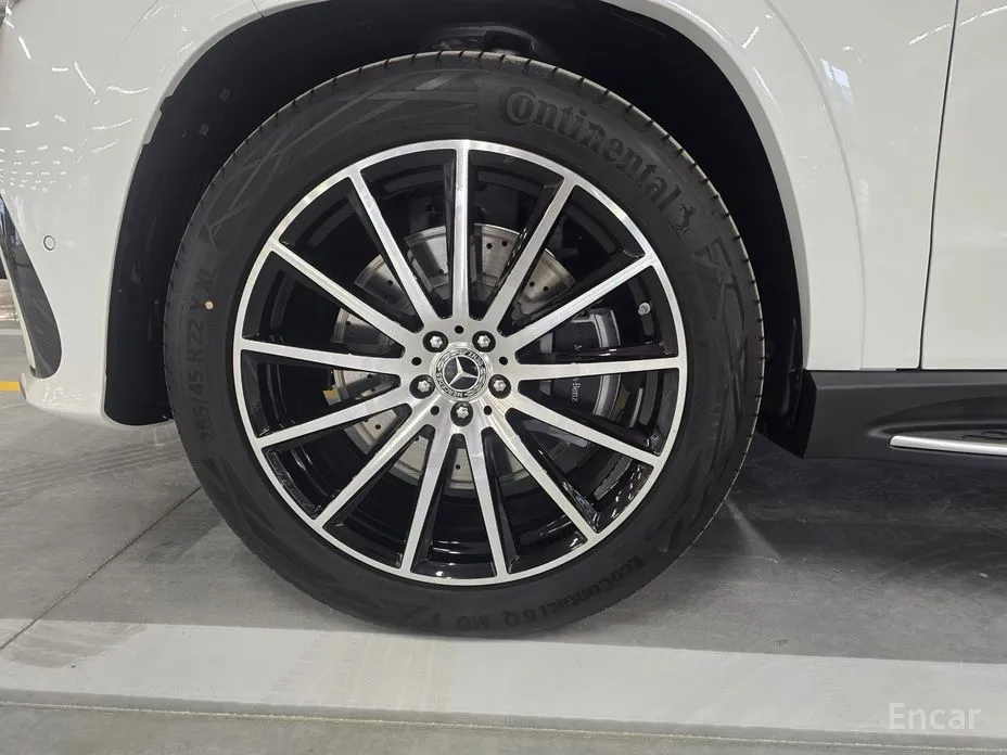 Фото 15 - Mercedes-Benz GLS-Class