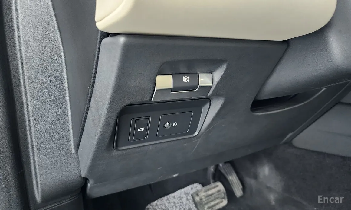 Фото 14 - Land Rover Discovery Sport