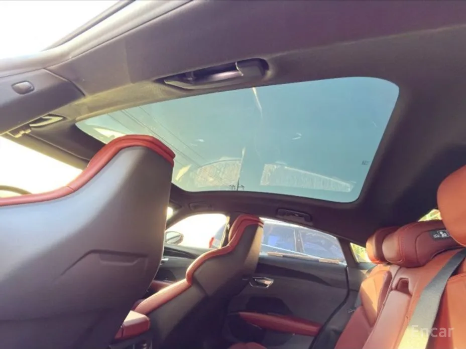 Фото 9 - Audi e-tron GT