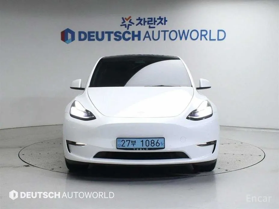 Фото 3 - Tesla Model Y