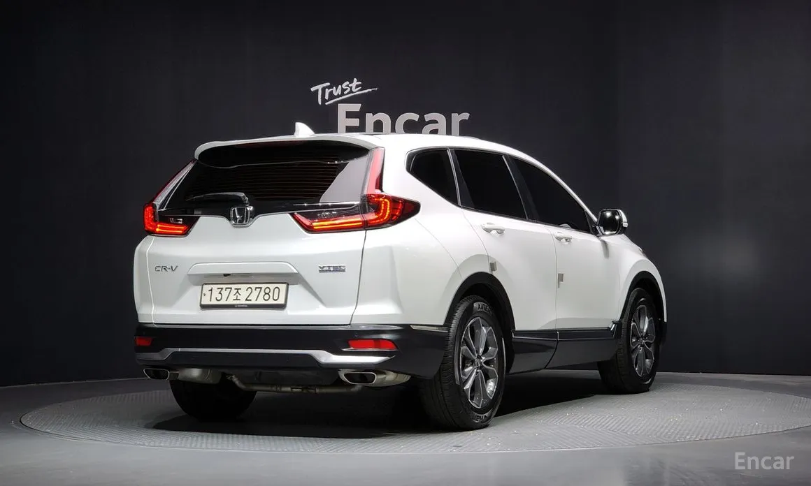 Фото 2 - Honda CR-V