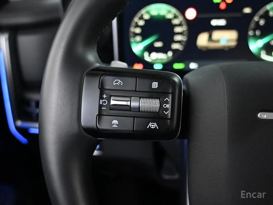 Фото 18 - Hyundai Santa Fe