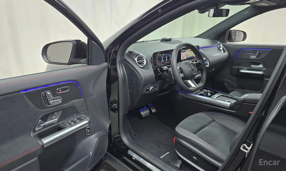 Фото 10 - Mercedes-Benz GLA-Class