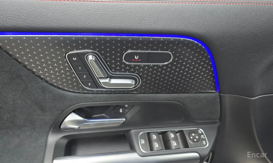 Фото 18 - Mercedes-Benz GLA-Class