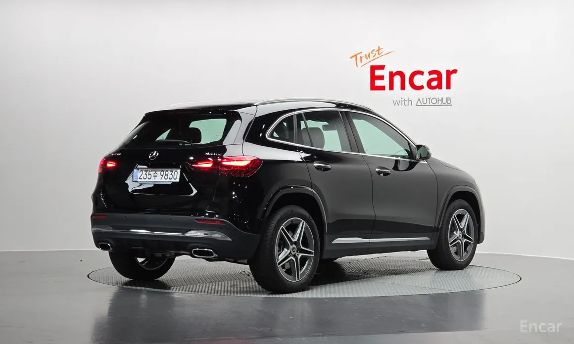 Фото 2 - Mercedes-Benz GLA-Class