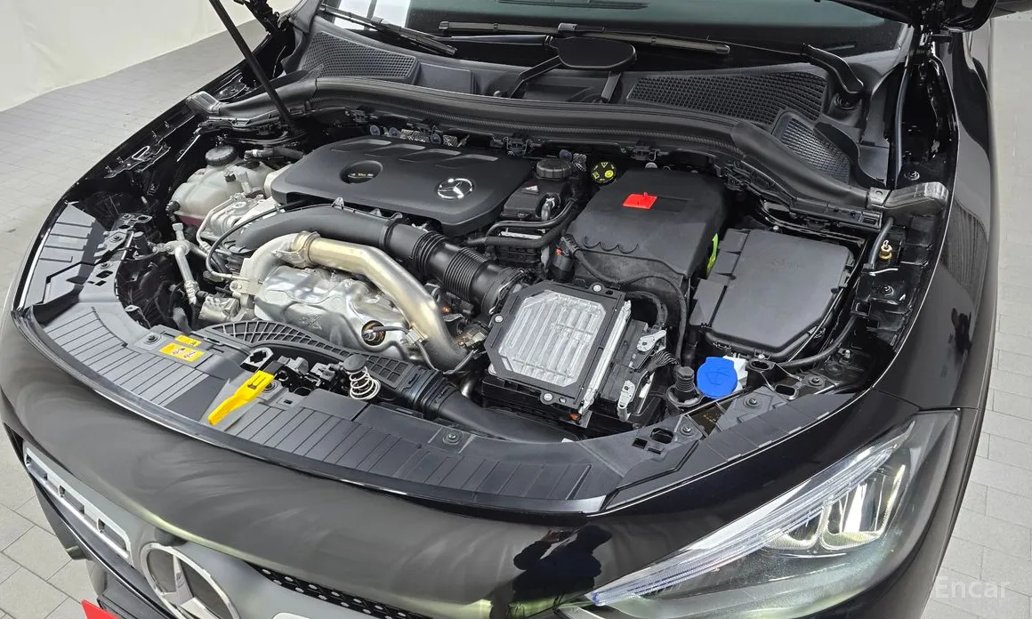 Фото 6 - Mercedes-Benz GLA-Class