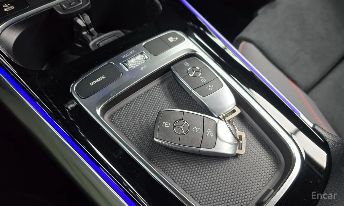 Фото 9 - Mercedes-Benz GLA-Class