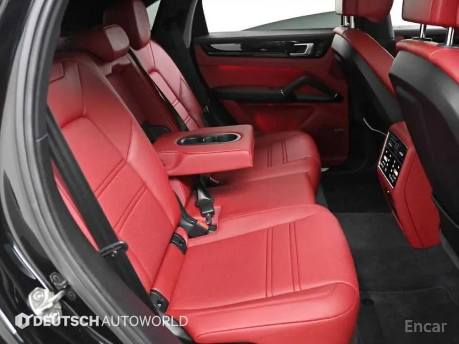 Фото 11 - Porsche Cayenne