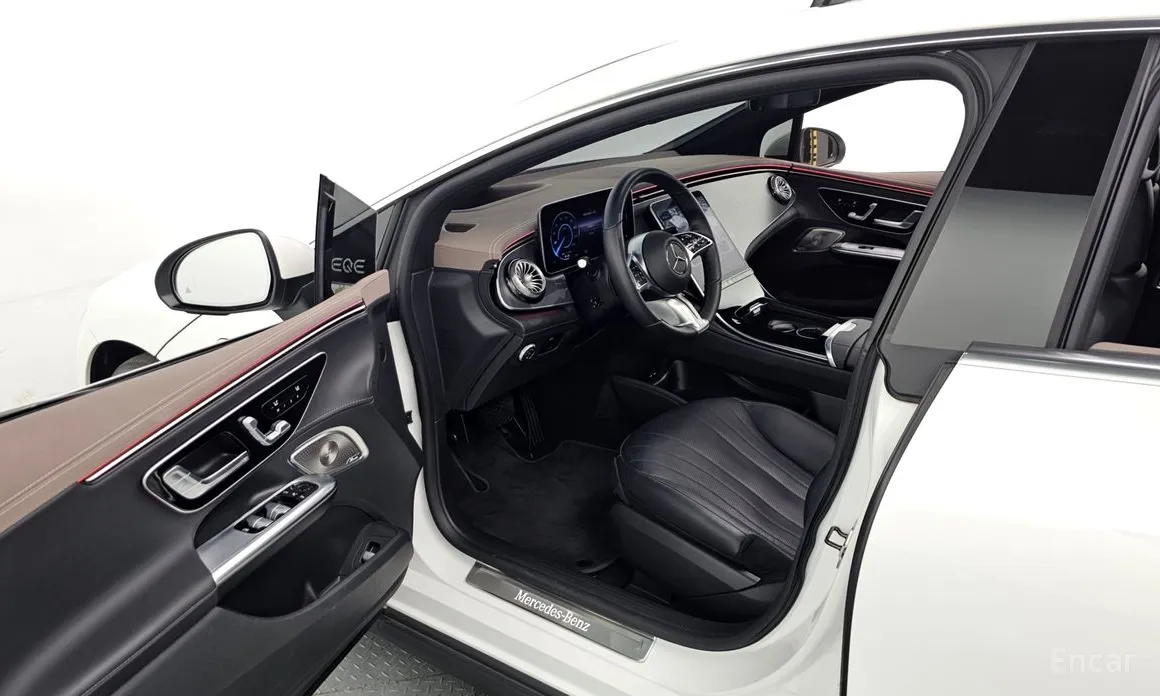 Фото 10 - Mercedes-Benz EQE
