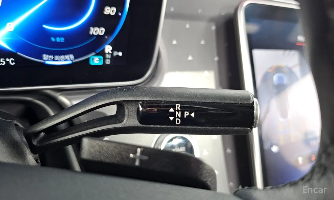 Фото 9 - Mercedes-Benz EQE