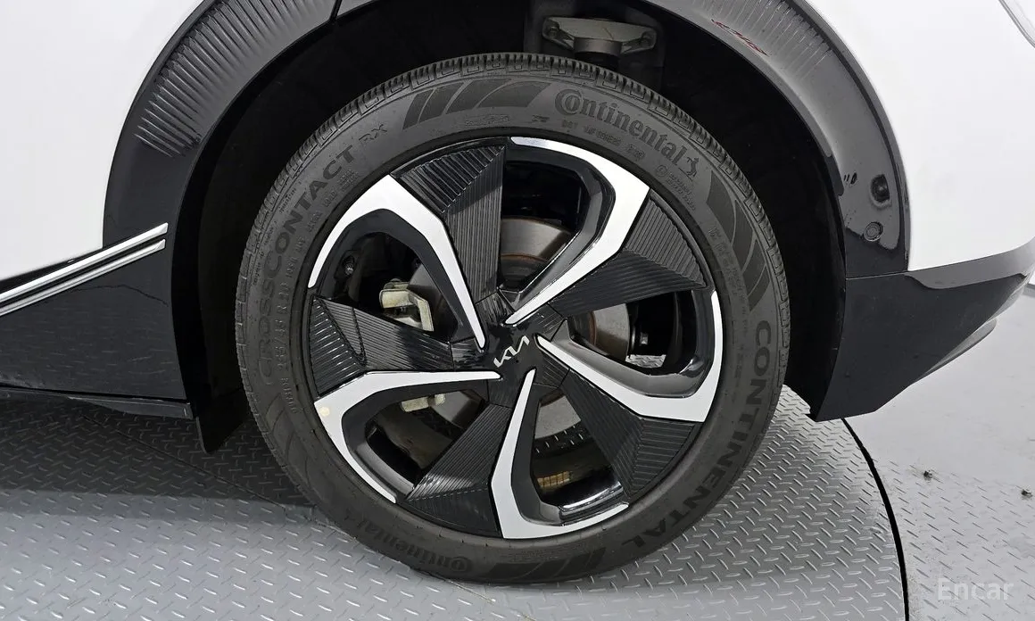 Фото 5 - Kia EV6