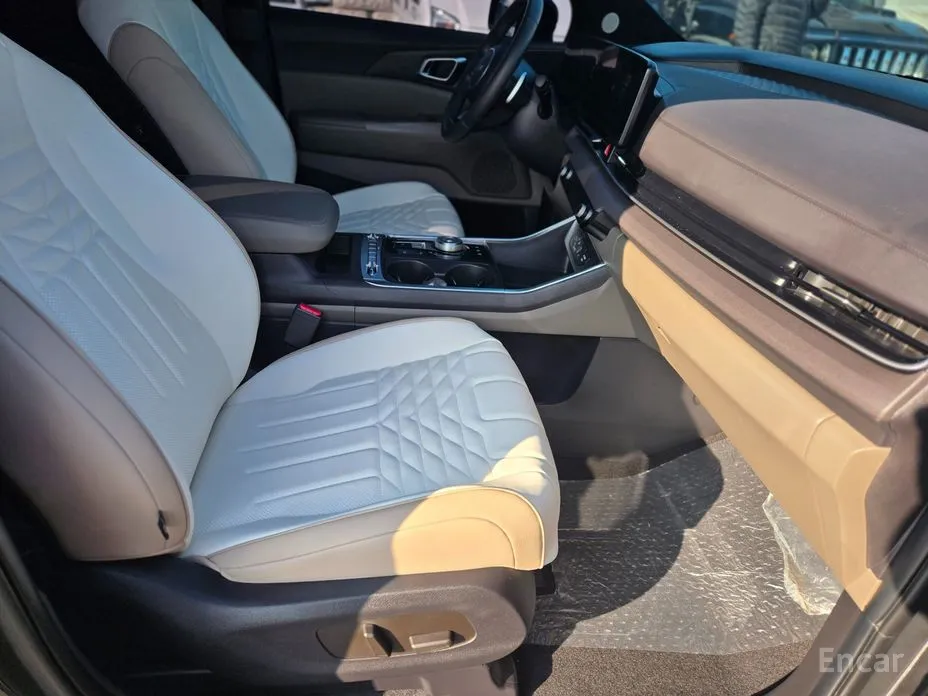 Фото 13 - Kia Carnival