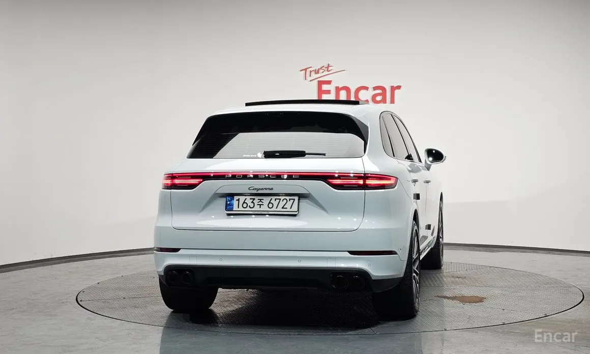 Фото 4 - Porsche Cayenne