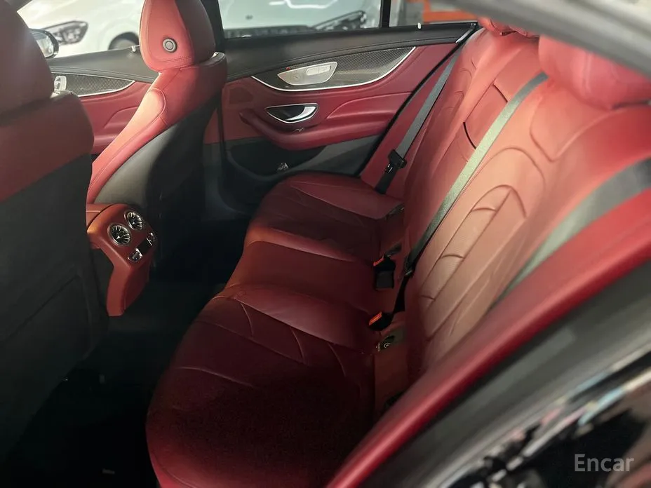 Фото 9 - Mercedes-Benz CLS-Class