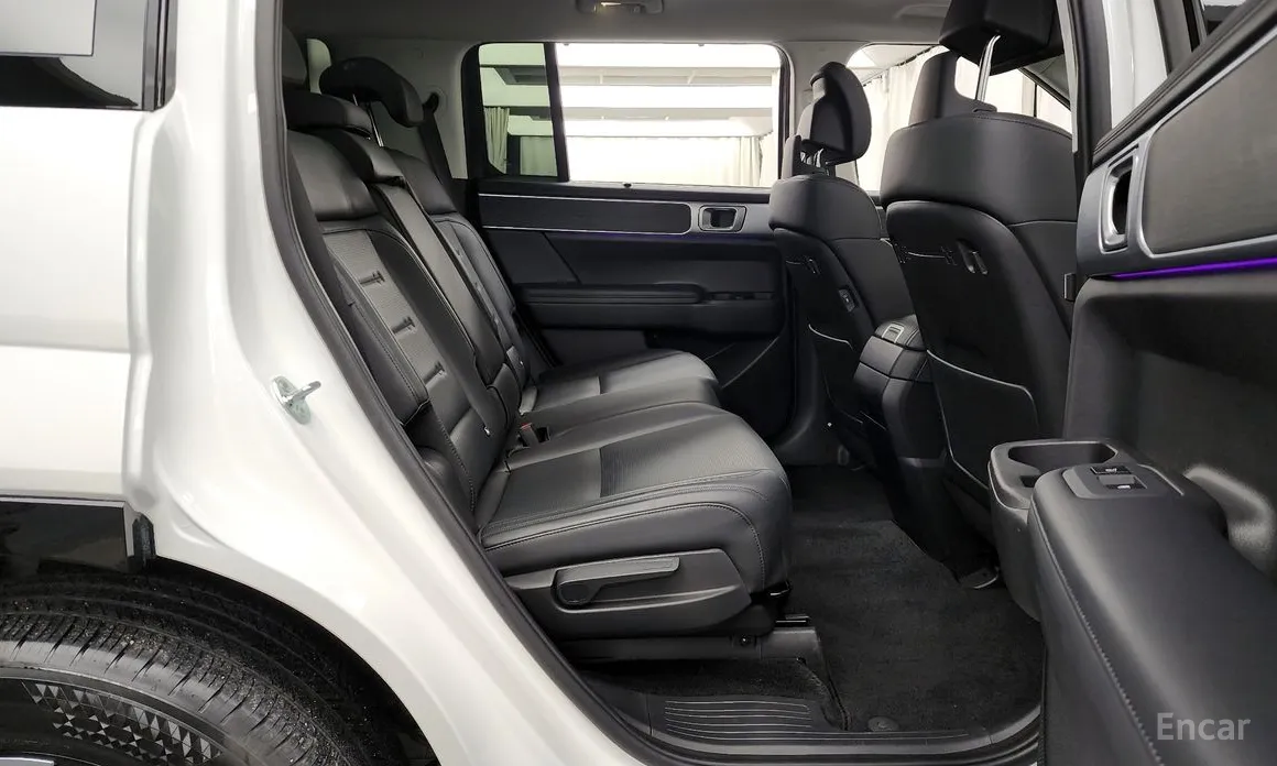 Фото 12 - Hyundai Santa Fe