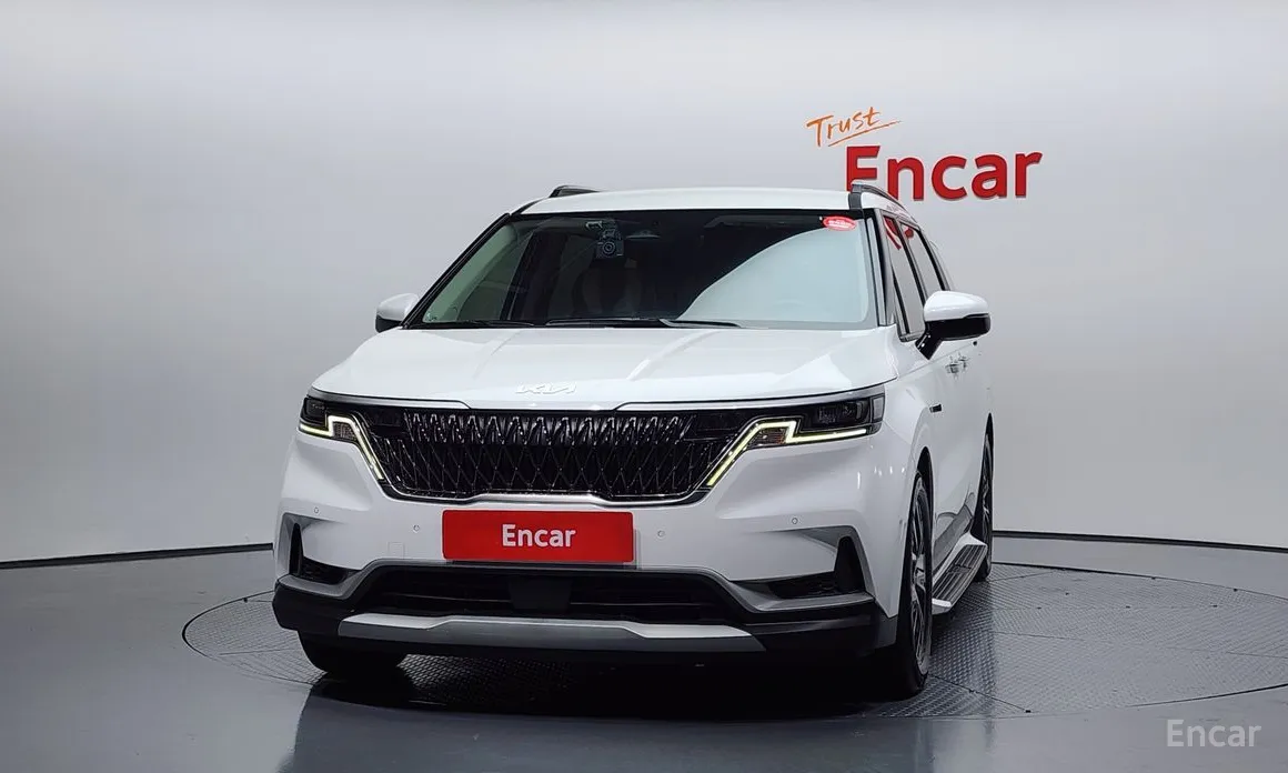 Фото 3 - Kia Carnival