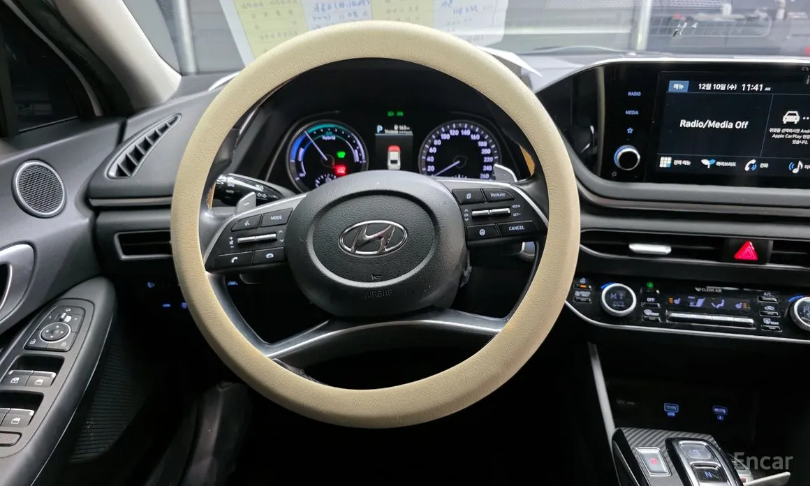 Фото 13 - Hyundai Sonata