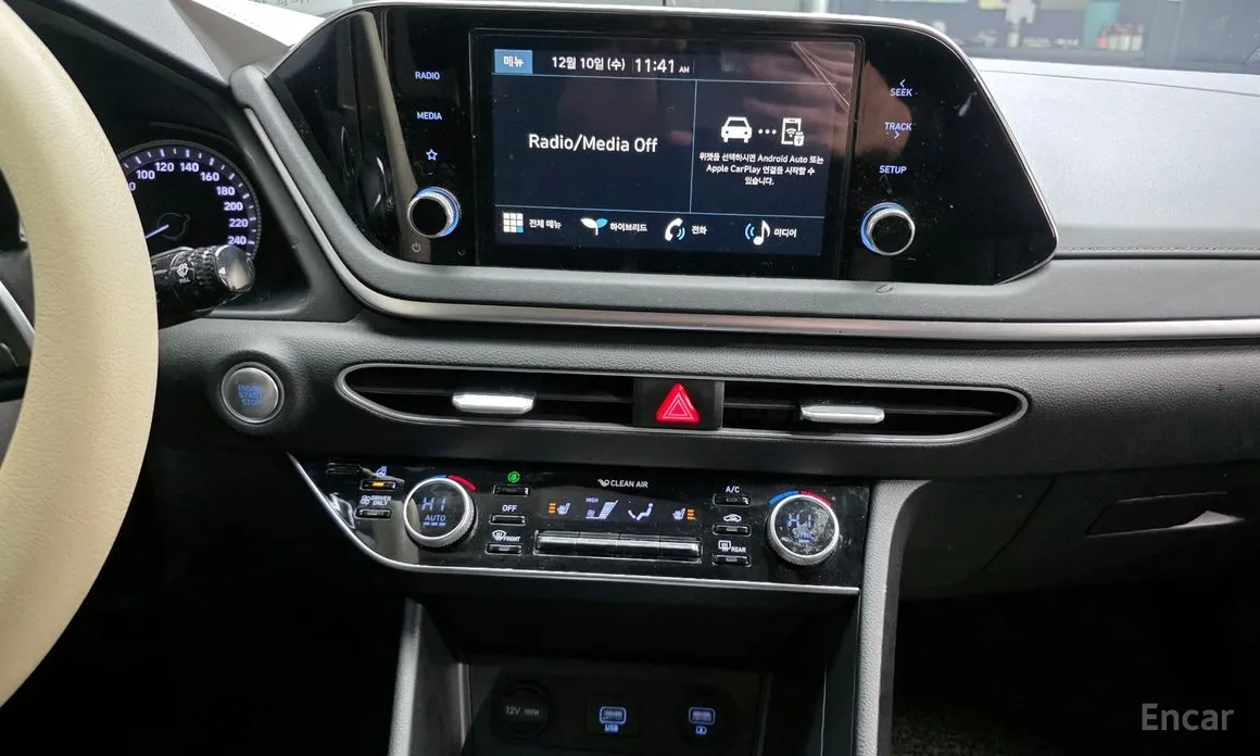 Фото 18 - Hyundai Sonata